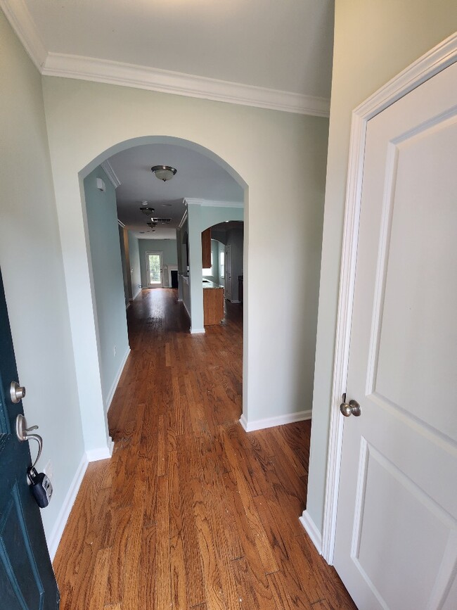 Building Photo - 3639 White Wing Cir