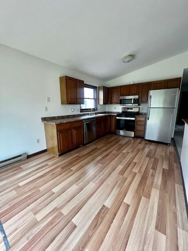 Foto del edificio - Single Family Home - 2 Beds, 1 Bath- Baldw...