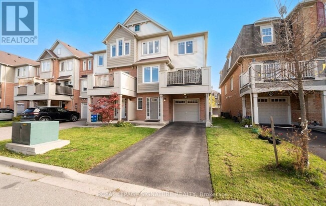 Building Photo - 240 Mortimer Cres