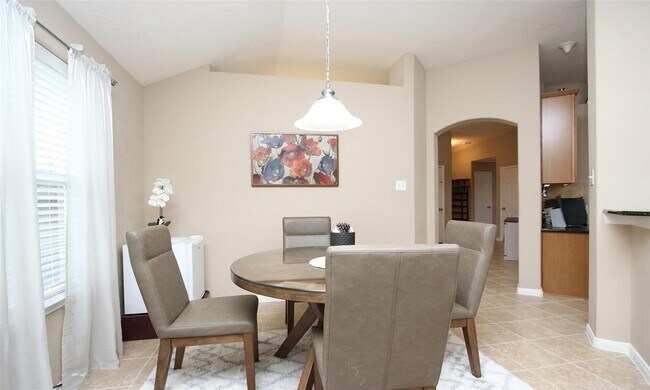 Foto del edificio - 16919 Langham Heights Ln