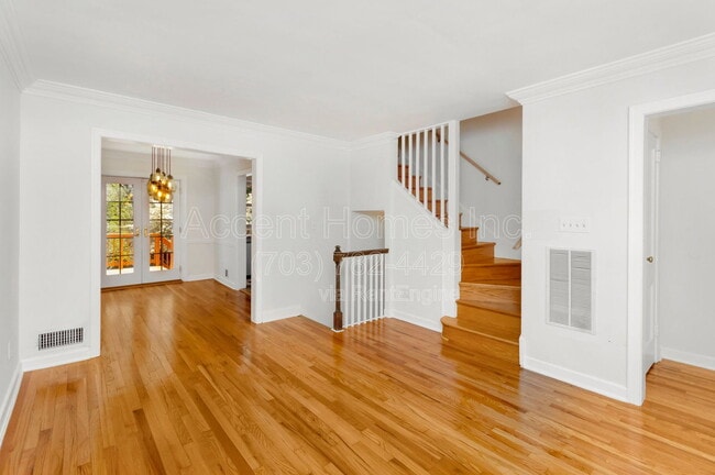 Photo - 712 S Alfred St Townhome