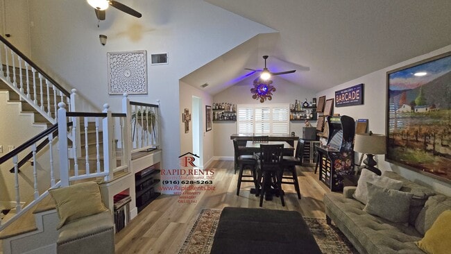 Foto del edificio - 8358 Triad Cir