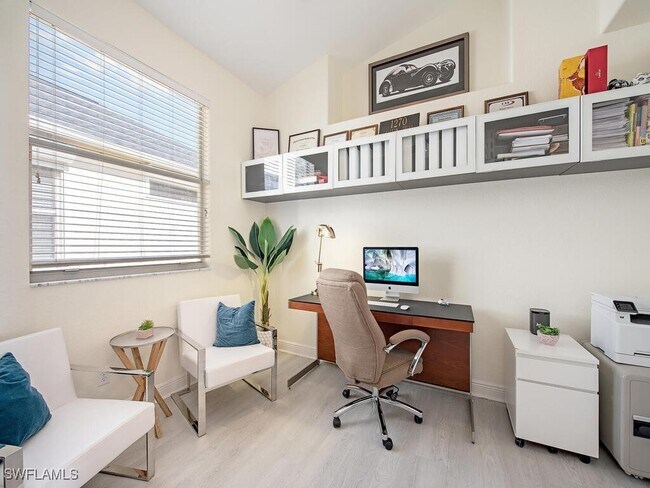 Foto del edificio - 8098 Tauren Ct