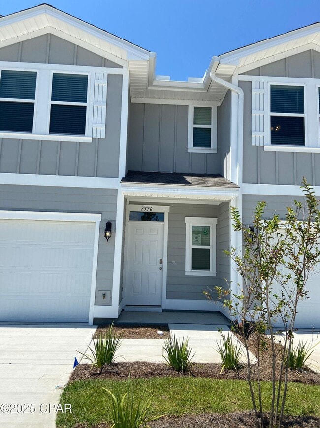 Building Photo - 7578 Shadow Lake Dr