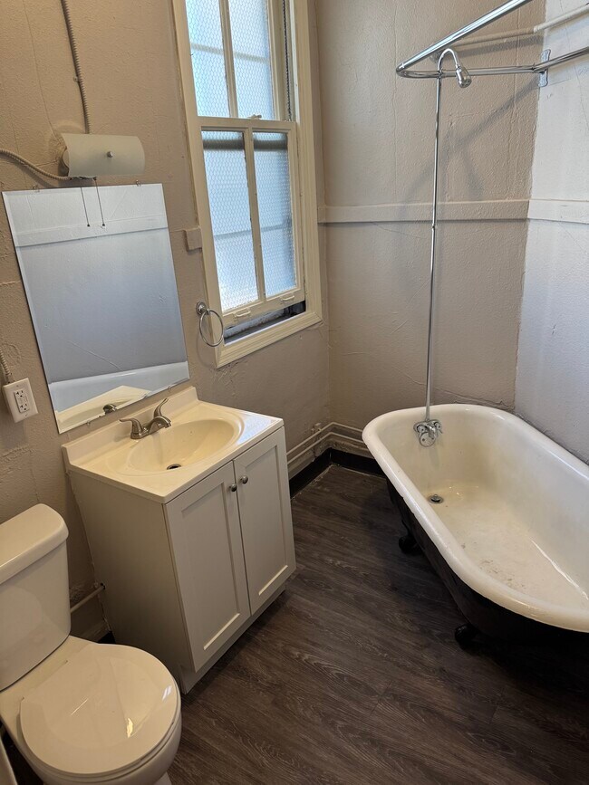 Foto del edificio - 3rd and Main