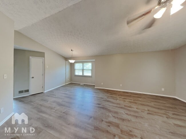 Building Photo - 3743 Lifford Ct
