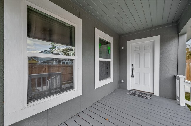 Building Photo - 4309 Beggs St