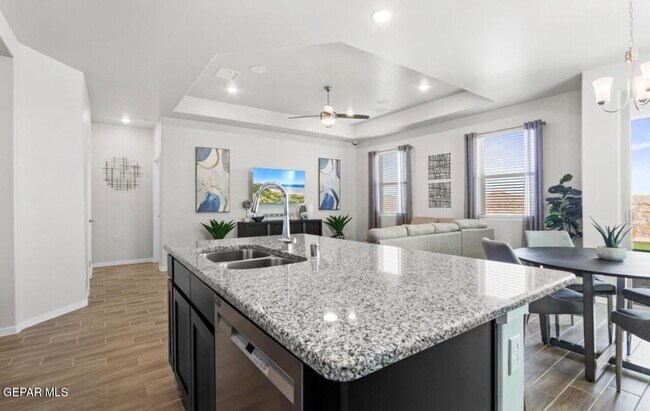 Foto del edificio - 253 Adamtowne Dr