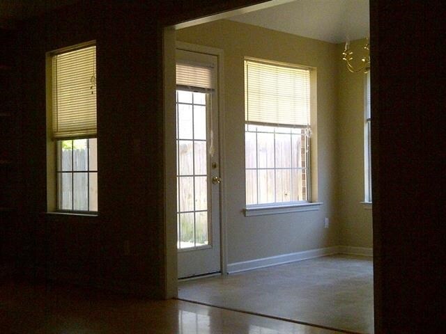 Building Photo - 1384 Marhill Cove