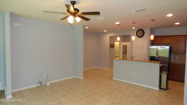 Foto del edificio - 7013 Coldwater Dr