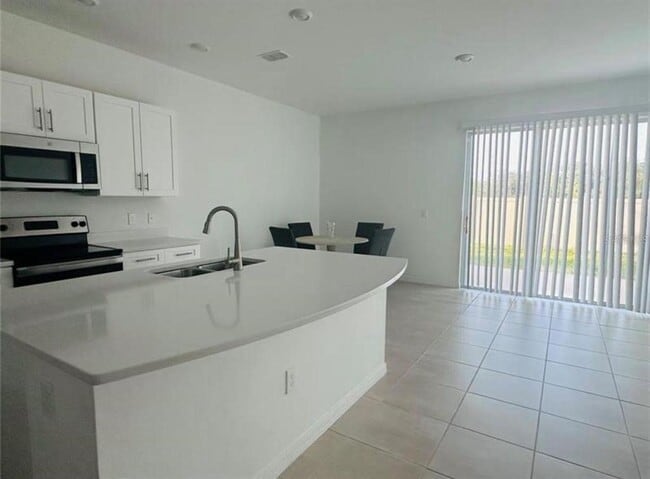 Building Photo - 4512 Teoli Ct