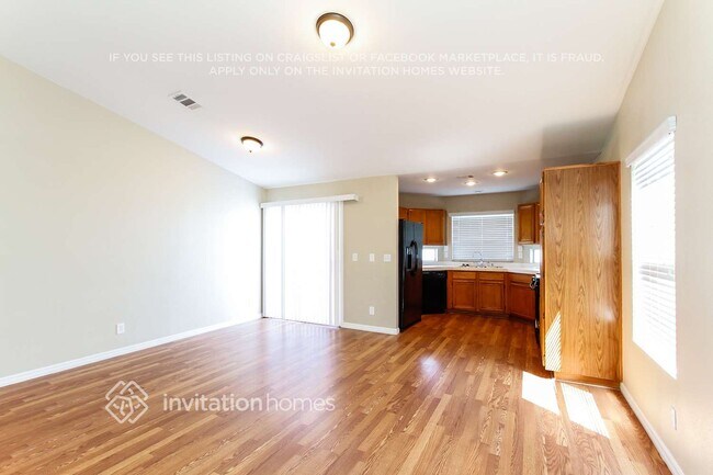 Building Photo - 512 Calypso Dr