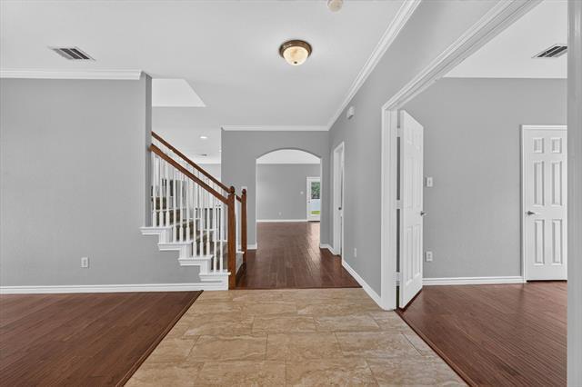 Building Photo - 1013 Wenk Ct
