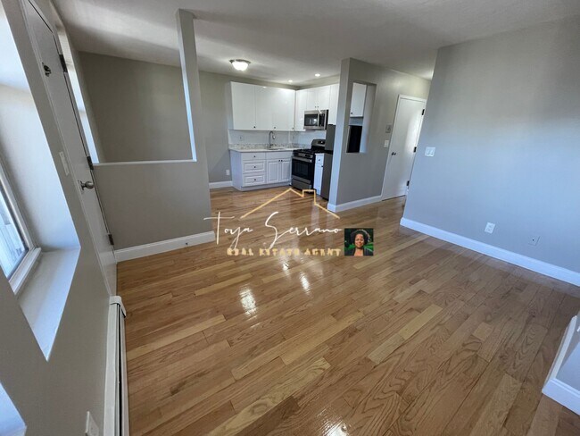 Building Photo - 67 Shawmut St