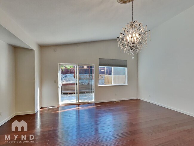 Building Photo - 2770 Aristedes Dr