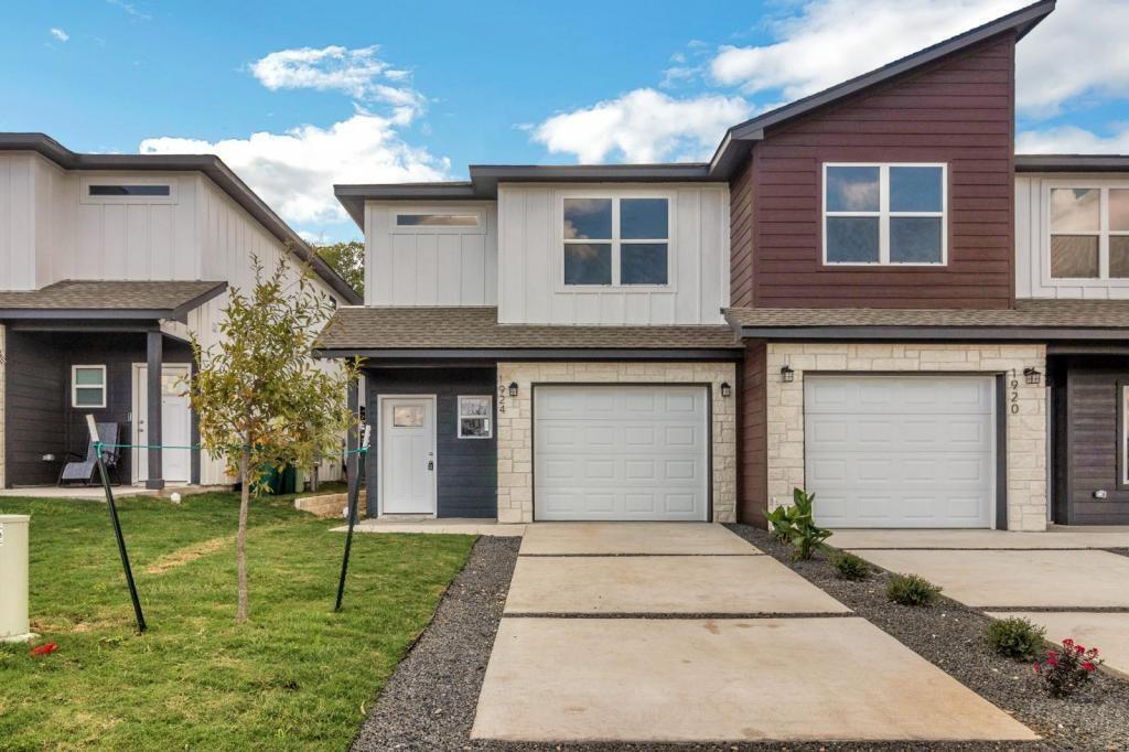 1924 Royal Loop, Belton, TX 76513 Townhome Rentals in Belton TX