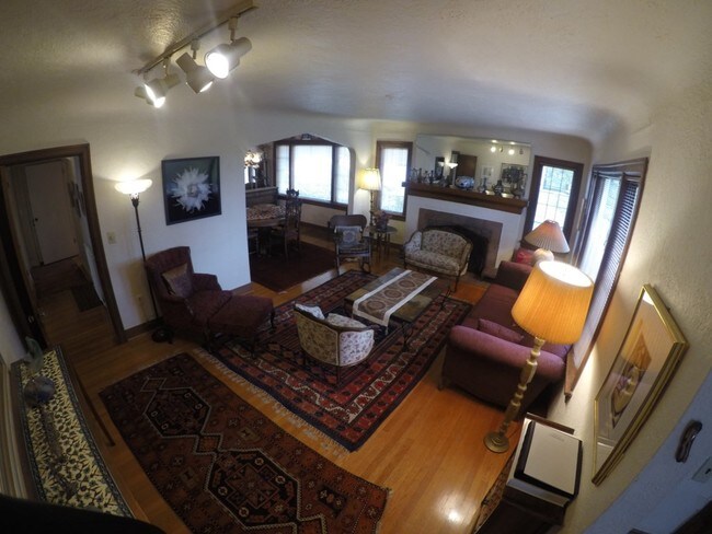Building Photo - ** Furnished ** Single Family Home in Ravenna