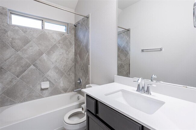 Foto del edificio - 615 Stampede Rd