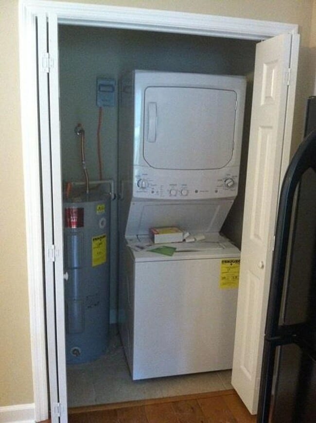 Photo - 1 bed 1 bath bungalow minutes from FSU!! Available August 2026! House