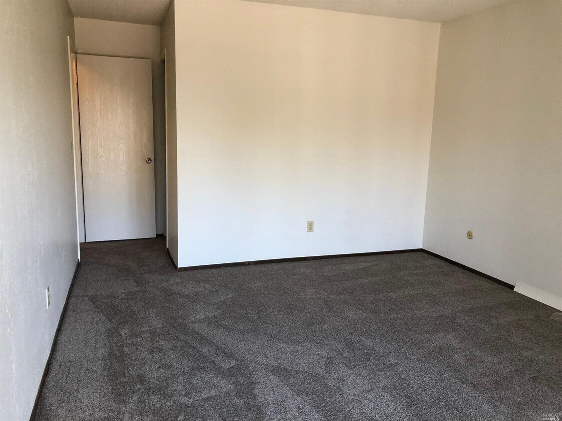 7 Cedar Cir, Rohnert Park, CA 94928 Condo for Rent in Rohnert Park