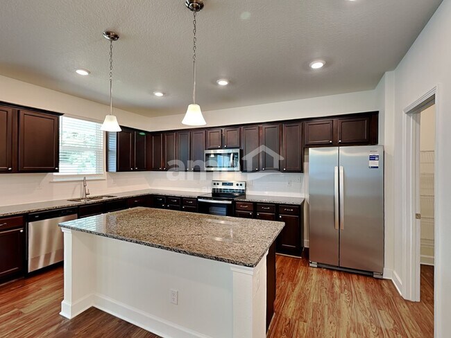 Building Photo - 105 Moultrie Crossing Ln