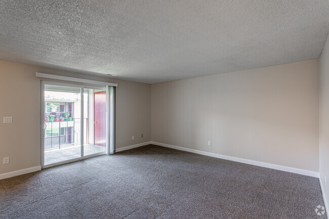 1BR, 1BA - 760 SF - Irving Place Apartments