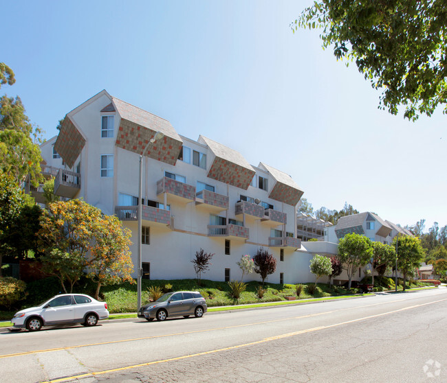 Hillside Terrace Apartments