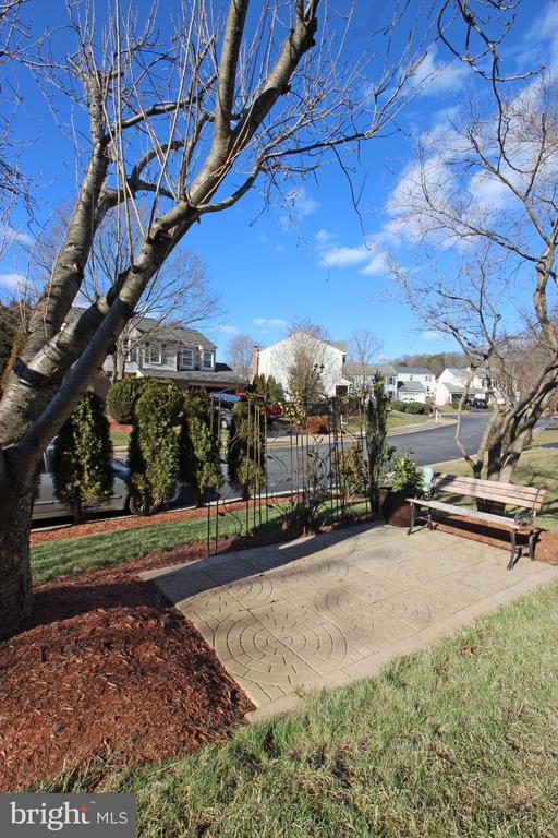 Foto del edificio - 13111 Willoughby Newton Dr