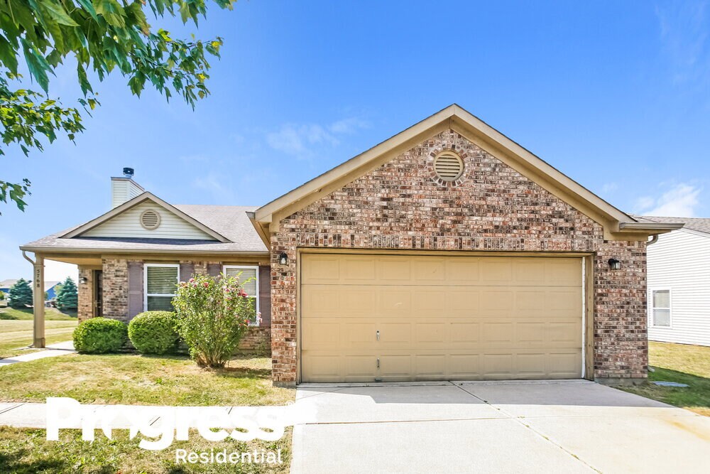 5768 N Peppereel Way, McCordsville, IN 46055 House Rental in