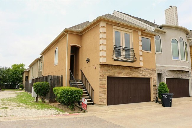 Foto del edificio - 6353 Richmond Ave