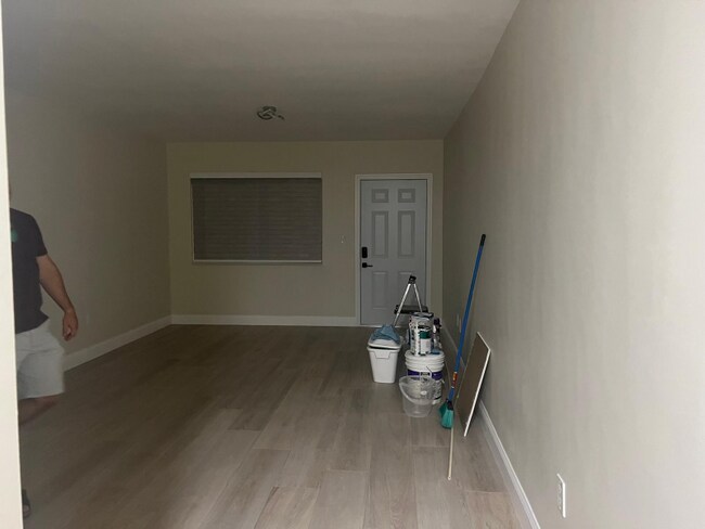 Foto del edificio - 3591 SW 11th St