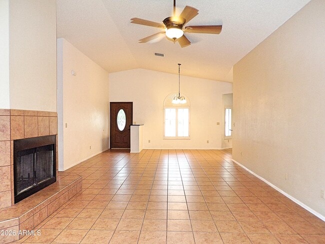 Building Photo - 4441 S Pueblo Ave
