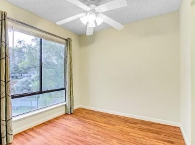 Den - 300 N Civic Dr