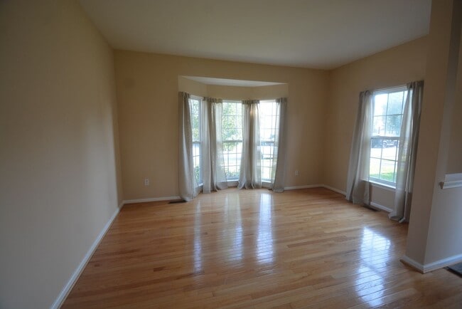 Foto del edificio - Wonderful 3 Bedroom 2.5 Bathroom Twin Home...