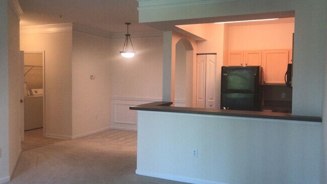 Building Photo - 12837 Madison Pointe Circle, Bldg. 8, Unit...