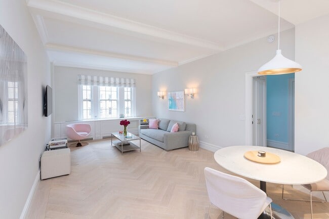 Photo - 25 5th Ave Apartment