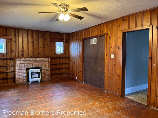 Building Photo - 3 br, 2 bath House - 705 S Kentucky Avenue