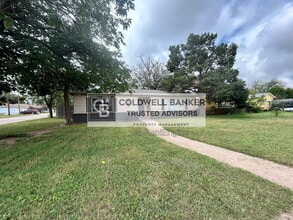 Building Photo - 4301 32nd St