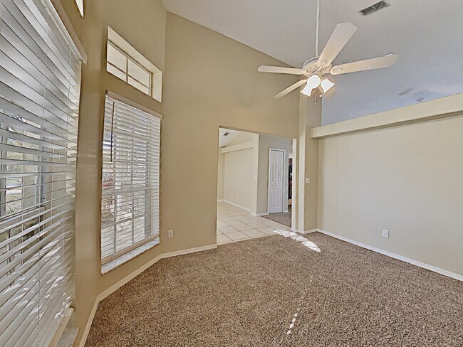 Building Photo - 1618 Sand Hollow Ln
