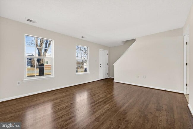 Foto del edificio - 352 Valley Mill Rd