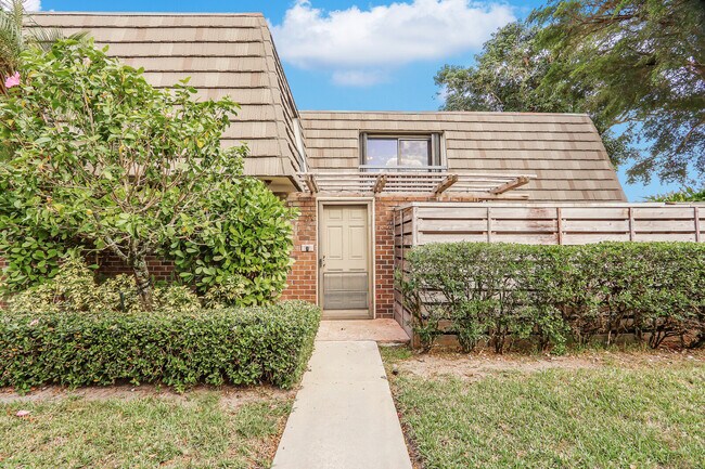 Foto del edificio - 803 8th Terrace