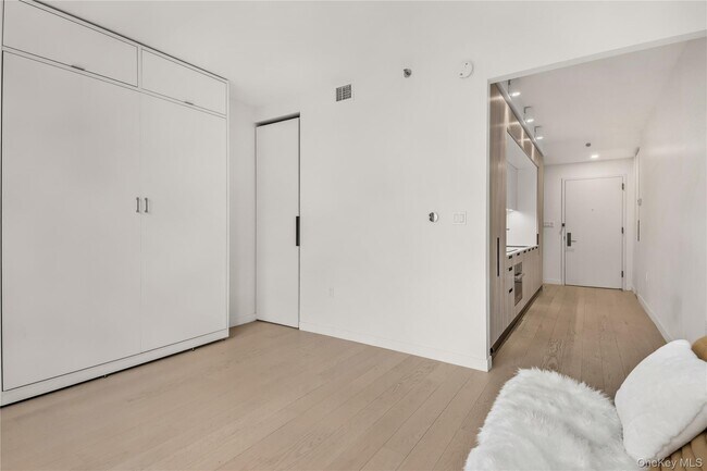 Foto del edificio - 181 E 101st St
