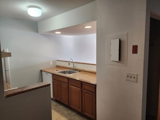 Building Photo - 125 Union St