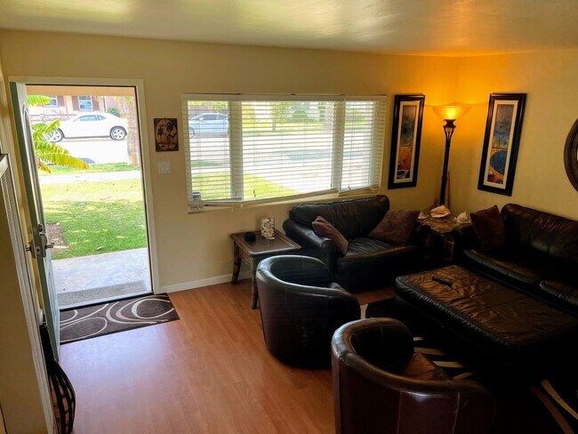 Foto del edificio - Charming Updated South O  BEACH HOUSE, Hug...