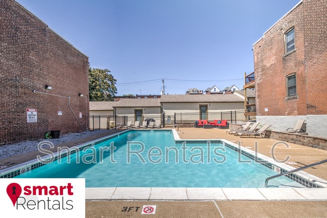 Building Photo - 3641 McRee Ave