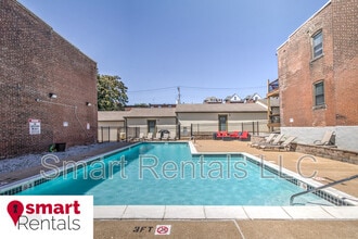 Building Photo - 3641 McRee Ave Building Photo - 3641 McRee Ave