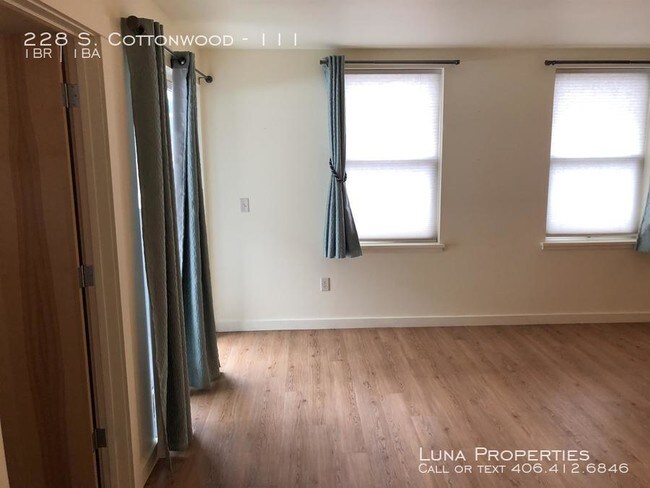 Foto del edificio - 228 S Cottonwood Rd