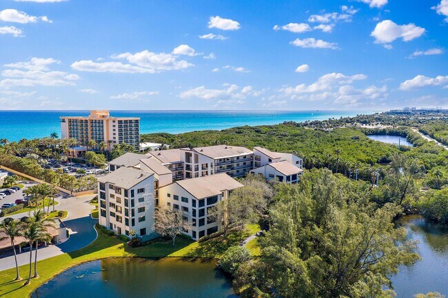 Building Photo - 500 Ocean Trail Way
