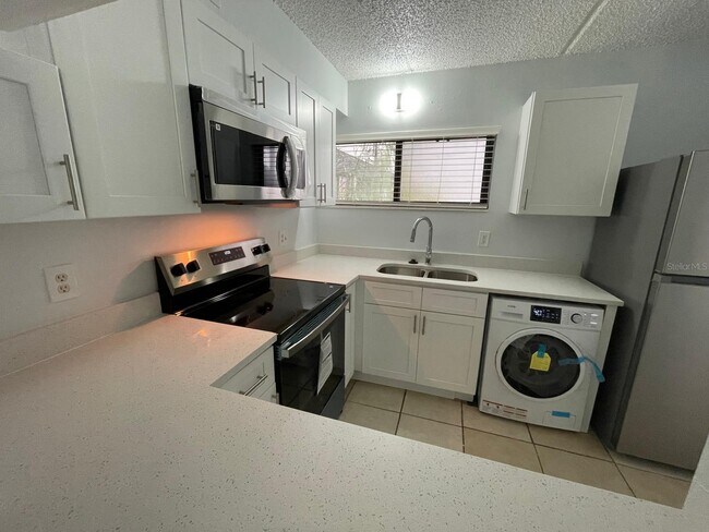 Foto del edificio - 1108 Bartow Rd