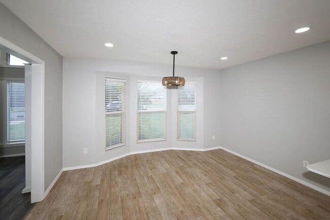 Building Photo - 3537 Tripp Ave